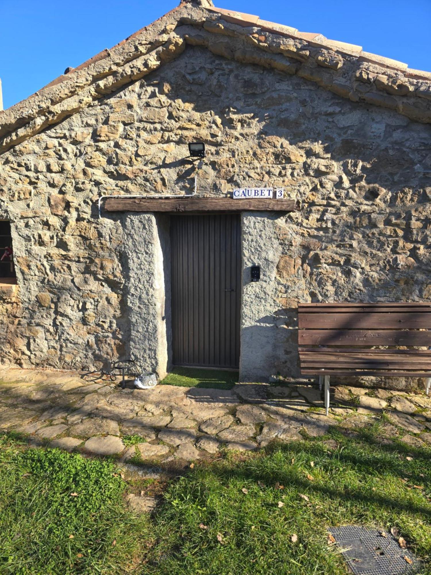 Complex Rural Can Caubet Berga Buitenkant foto
