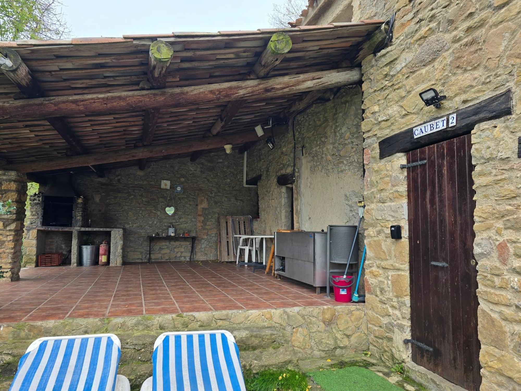 Complex Rural Can Caubet Berga Buitenkant foto