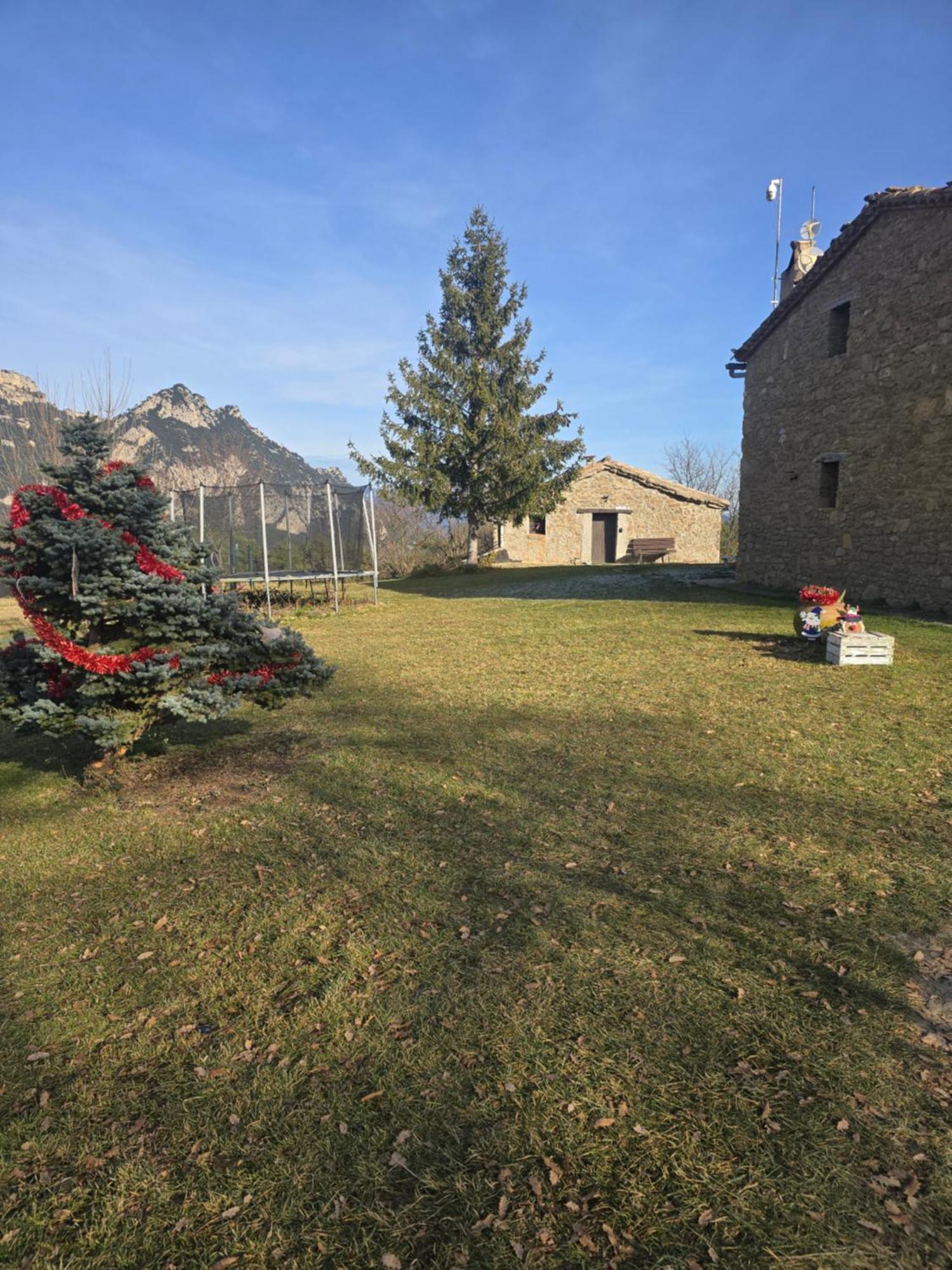 Complex Rural Can Caubet Berga Buitenkant foto